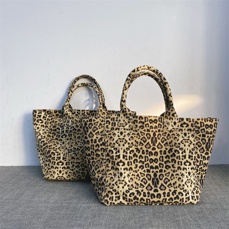 Unisex Leopar Baskı Nakış Kanv - Women'S Reebok Bags incelemesi ve fiyatı