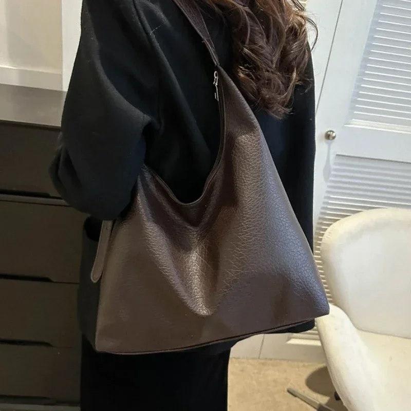 Moda Deri Tote Çanta Kadınlar  - Women Bags Trend 2025 incelemesi ve fiyatı